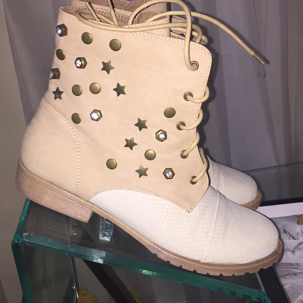 Nude boots
